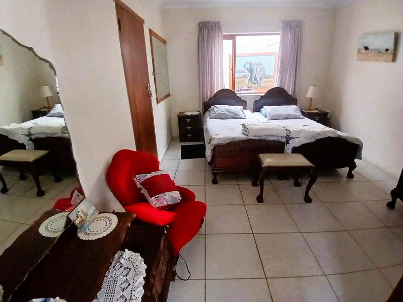 9 Bedroom Property for Sale in Jongensfontein Western Cape